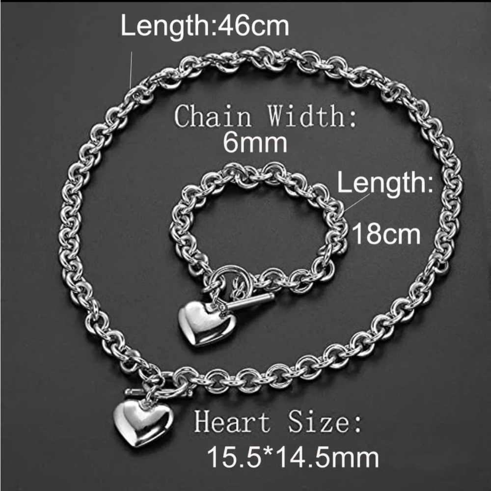 18K Gold Chunky Chain Heart Pendant Necklace & Bracelet Set Toggle Closure - Picture 5 of 5